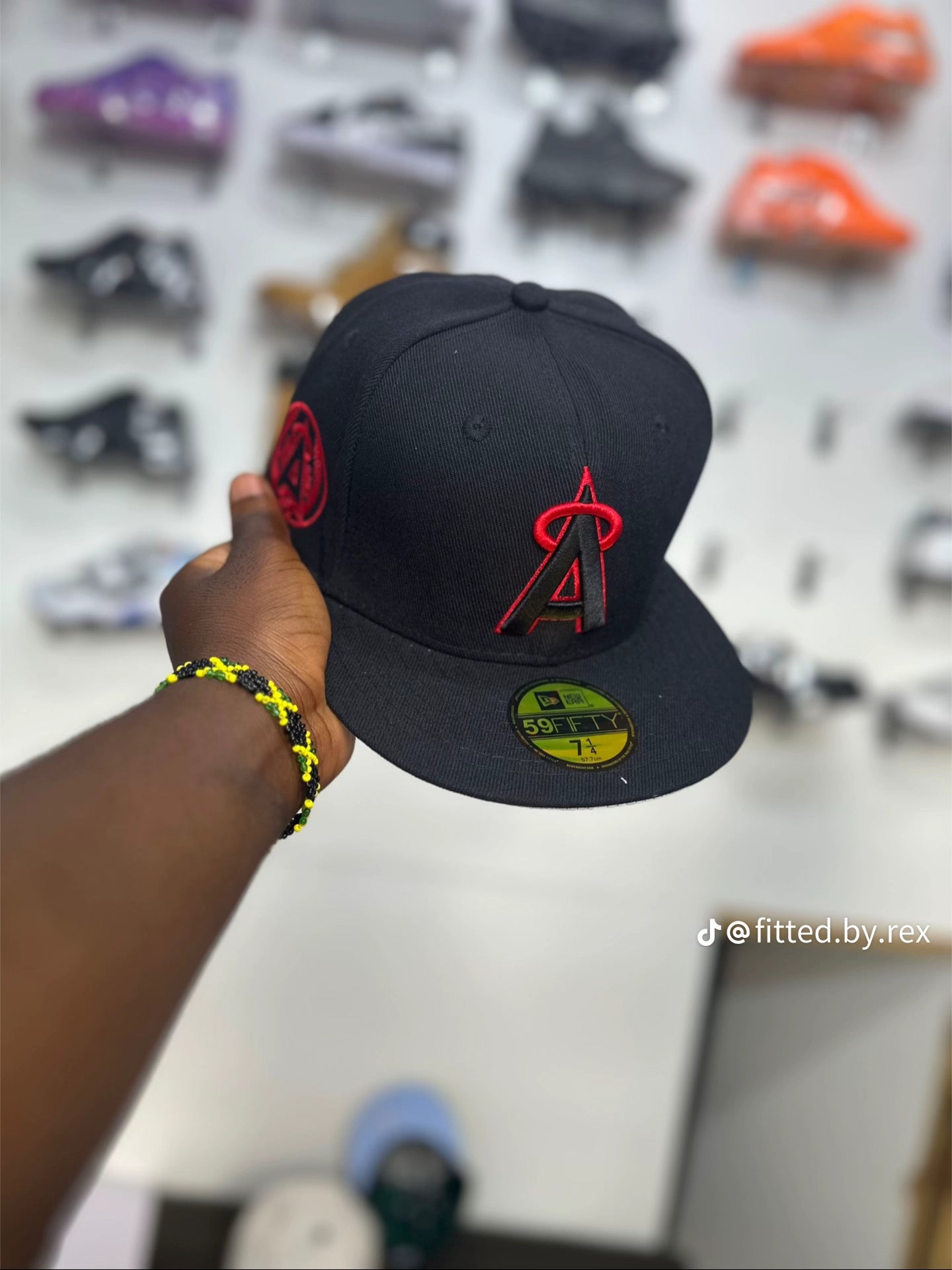 New Era 59FIFTY fitted cap featuring the Los Angeles Angels logo in black and red