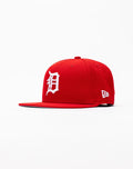 scarlet red New Era Detroit Tigers 59FIFTY fitted hat features a bold, white embroidered "D" logo on the front.