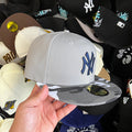 Yankee with camou brim