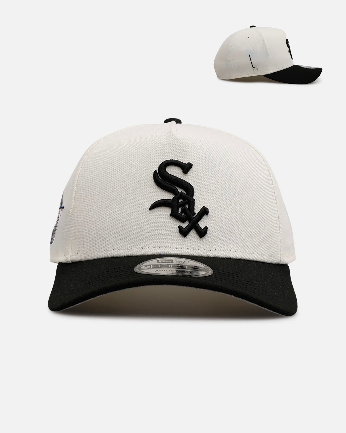 New Era Chicago White Sox 9FORTY A-Frame snapback hat featuring a black embroidered logo on a white crown.