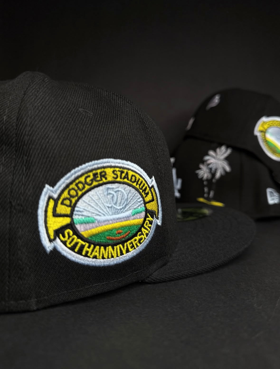New Era 59FIFTY Los Angeles Dodgers fitted hat with a palm tree side patch