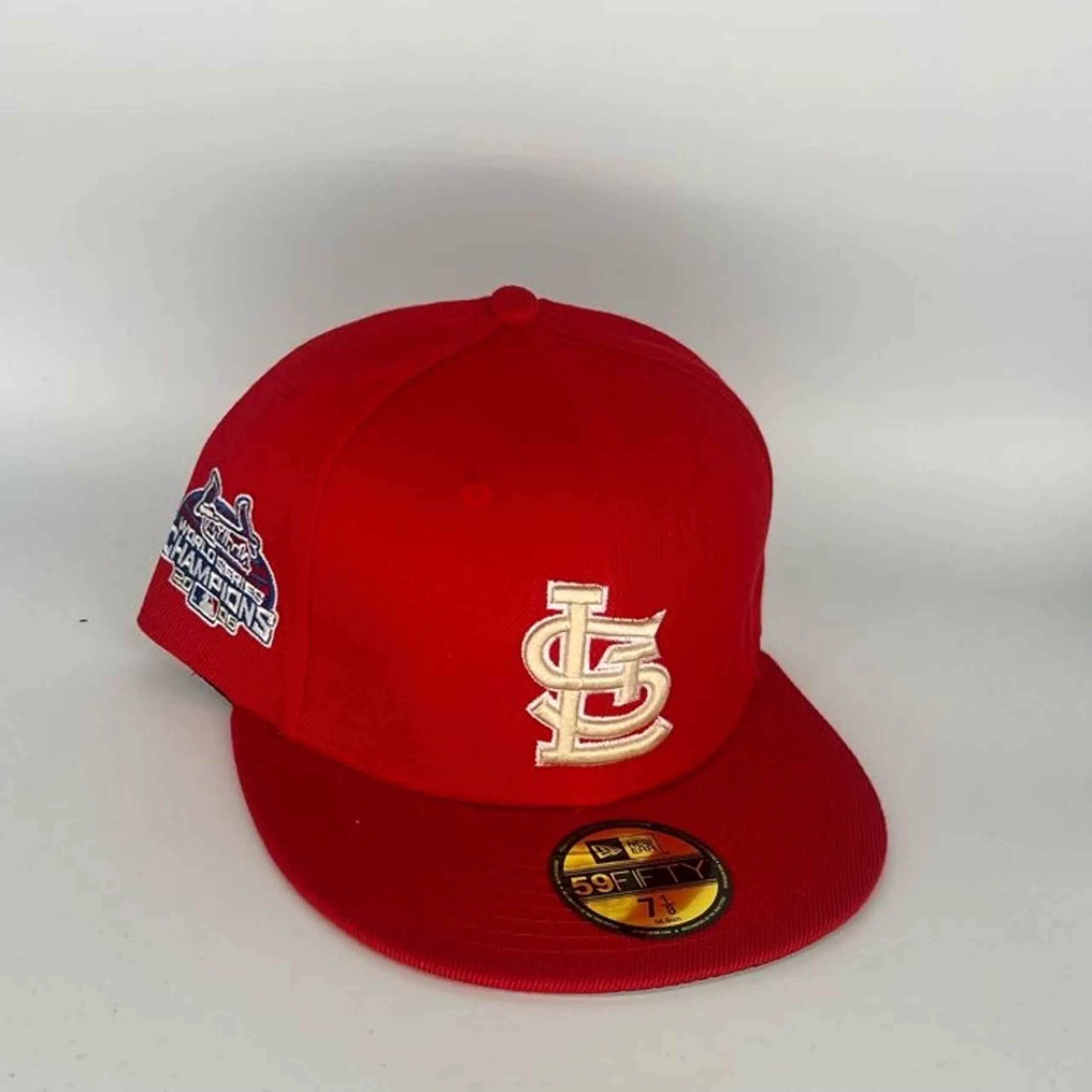 New Era St. Louis Cardinals 59FIFTY fitted hat. 